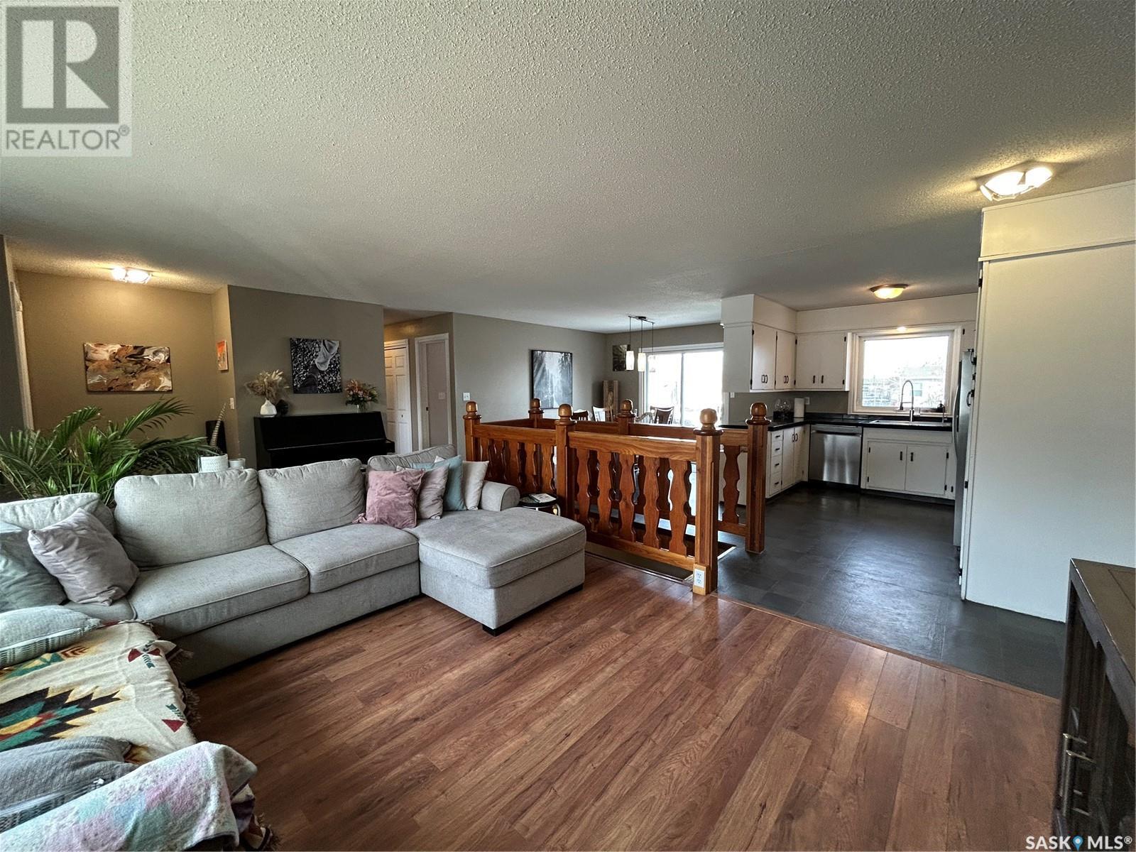 848 Beryl Avenue Property Photo 4