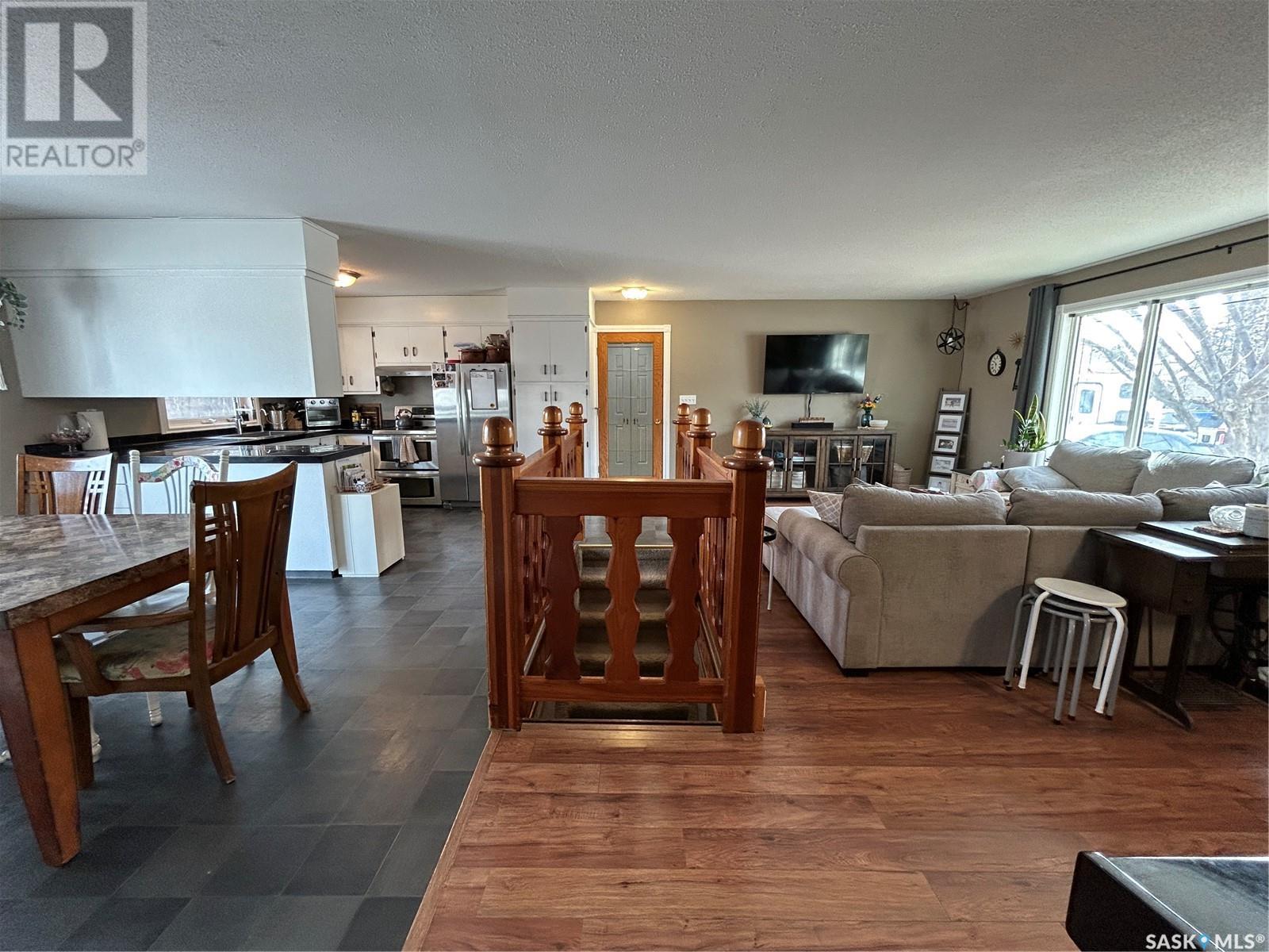 848 Beryl Avenue Property Photo 11