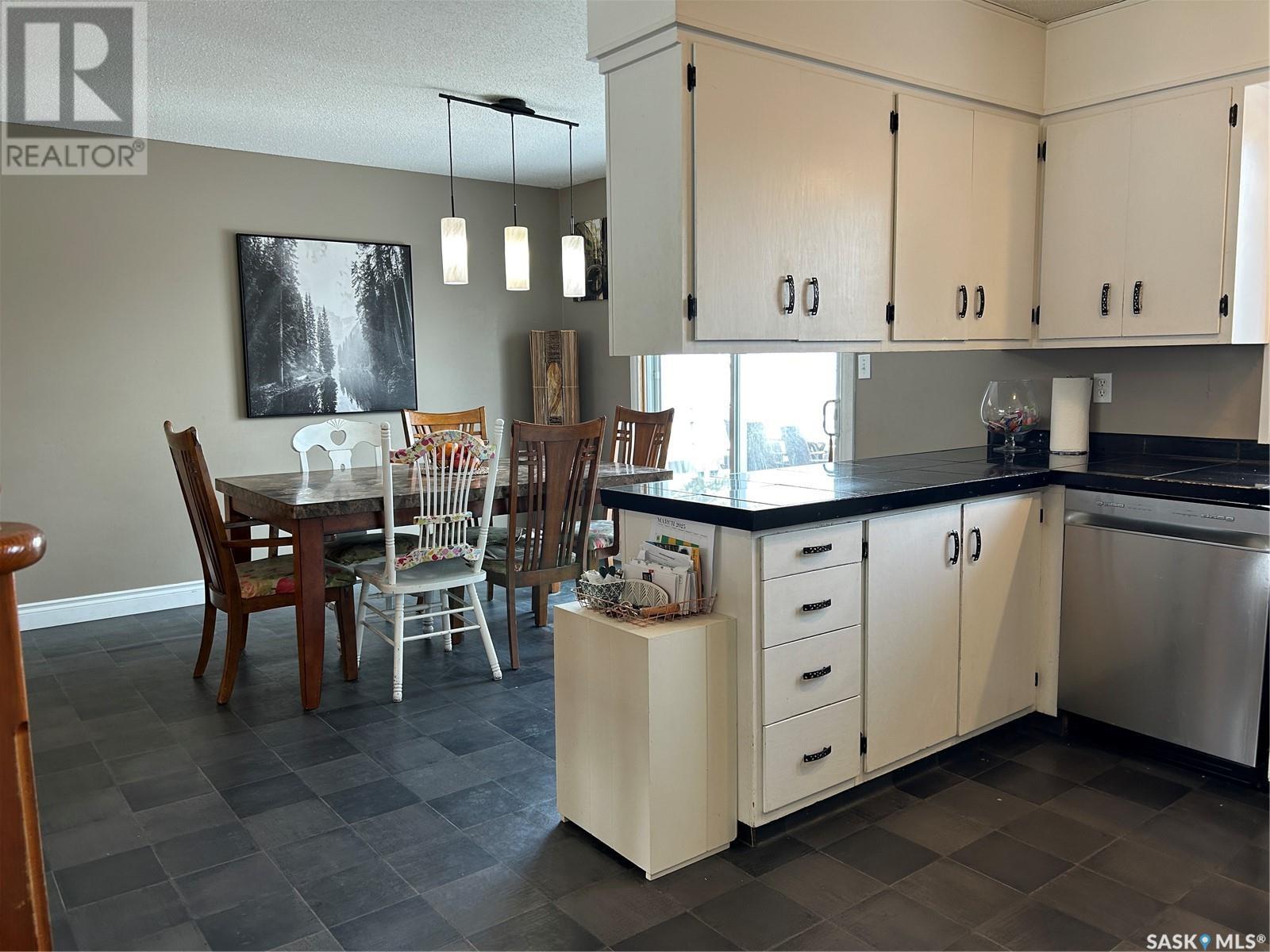 848 Beryl Avenue Property Photo 20