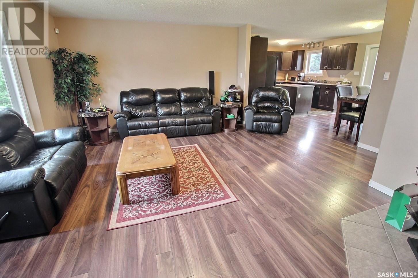 26917 Grid 688 Property Photo 3