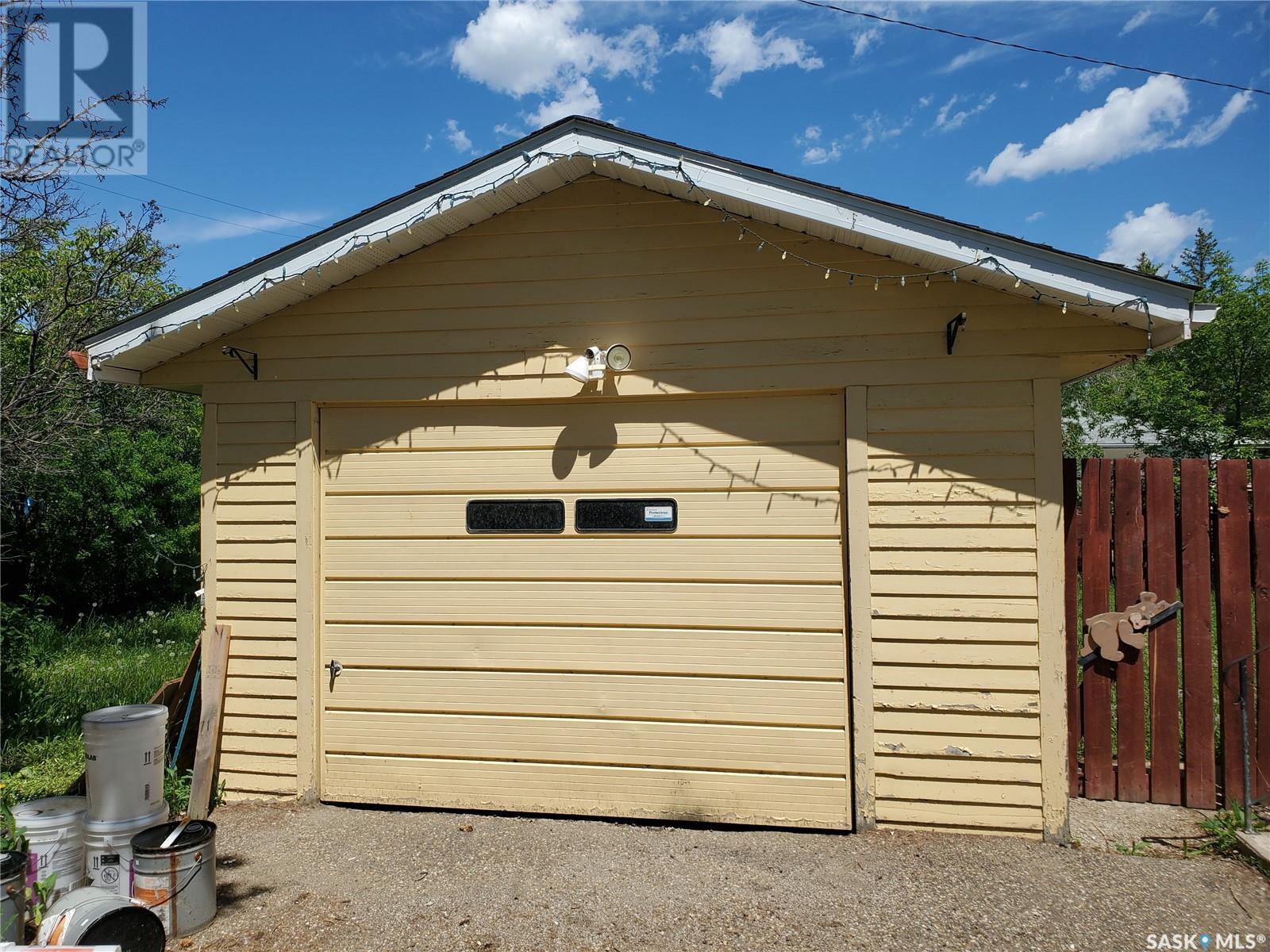 228 4th Street E Property Photo 30