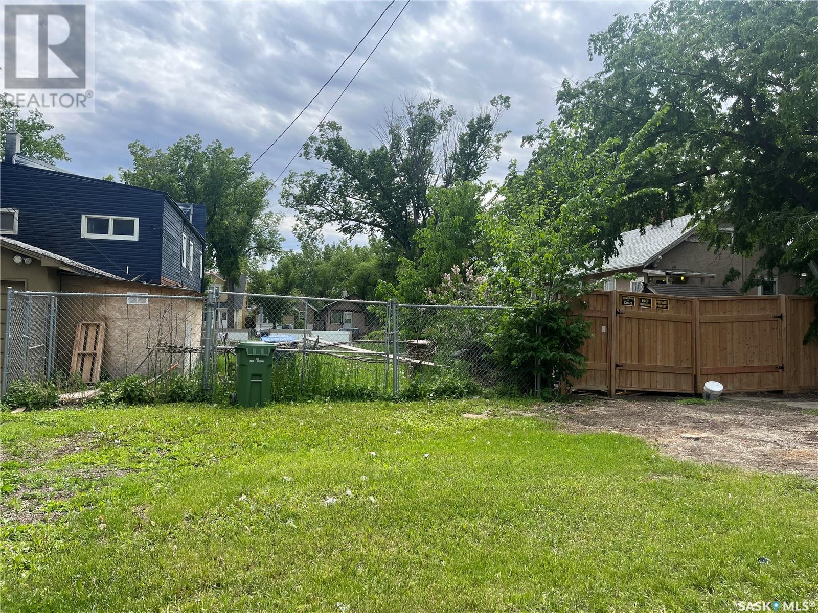 1108 Victoria Avenue Property Photo 5