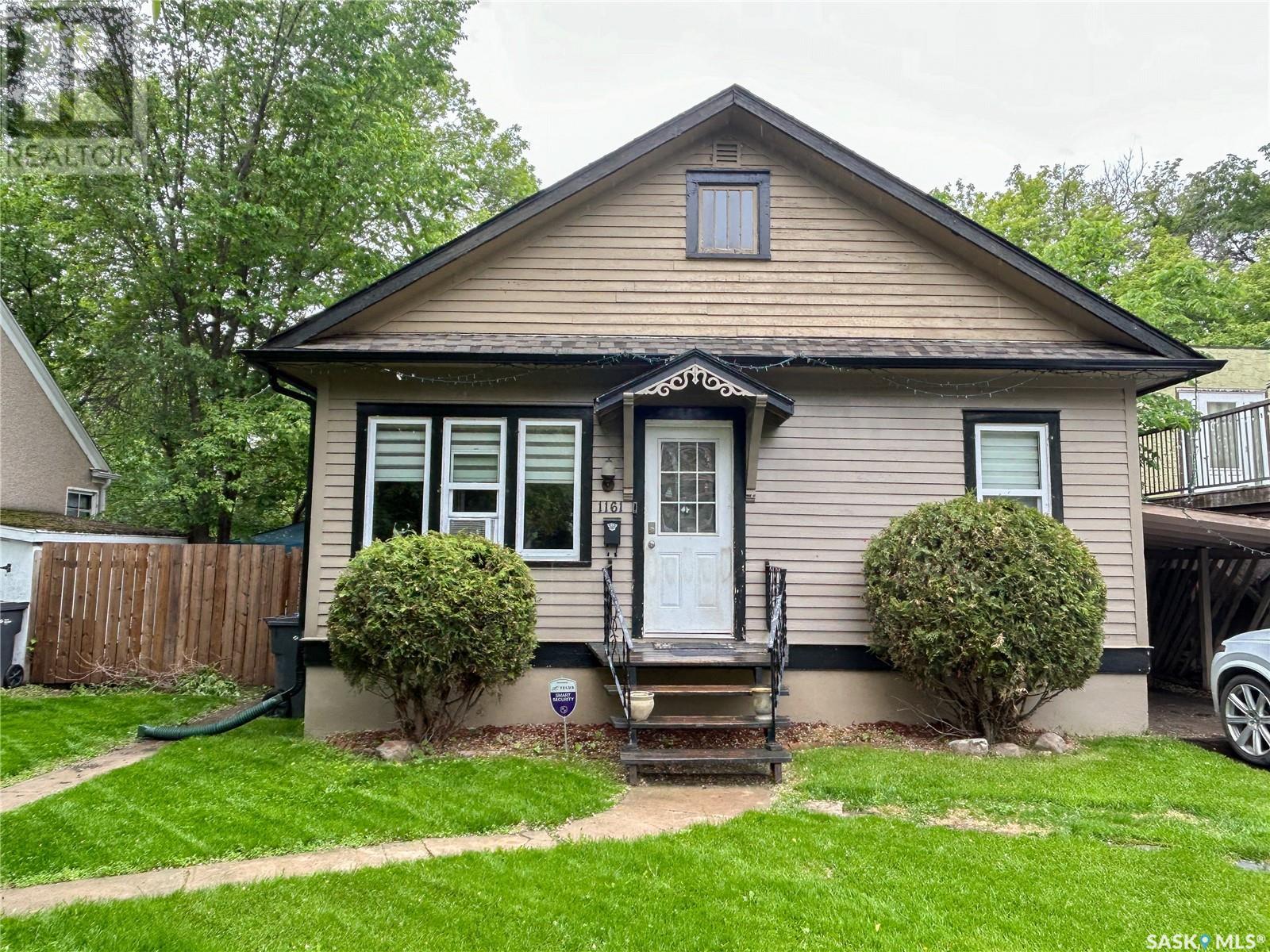 1161 105th Street Property Photo 1