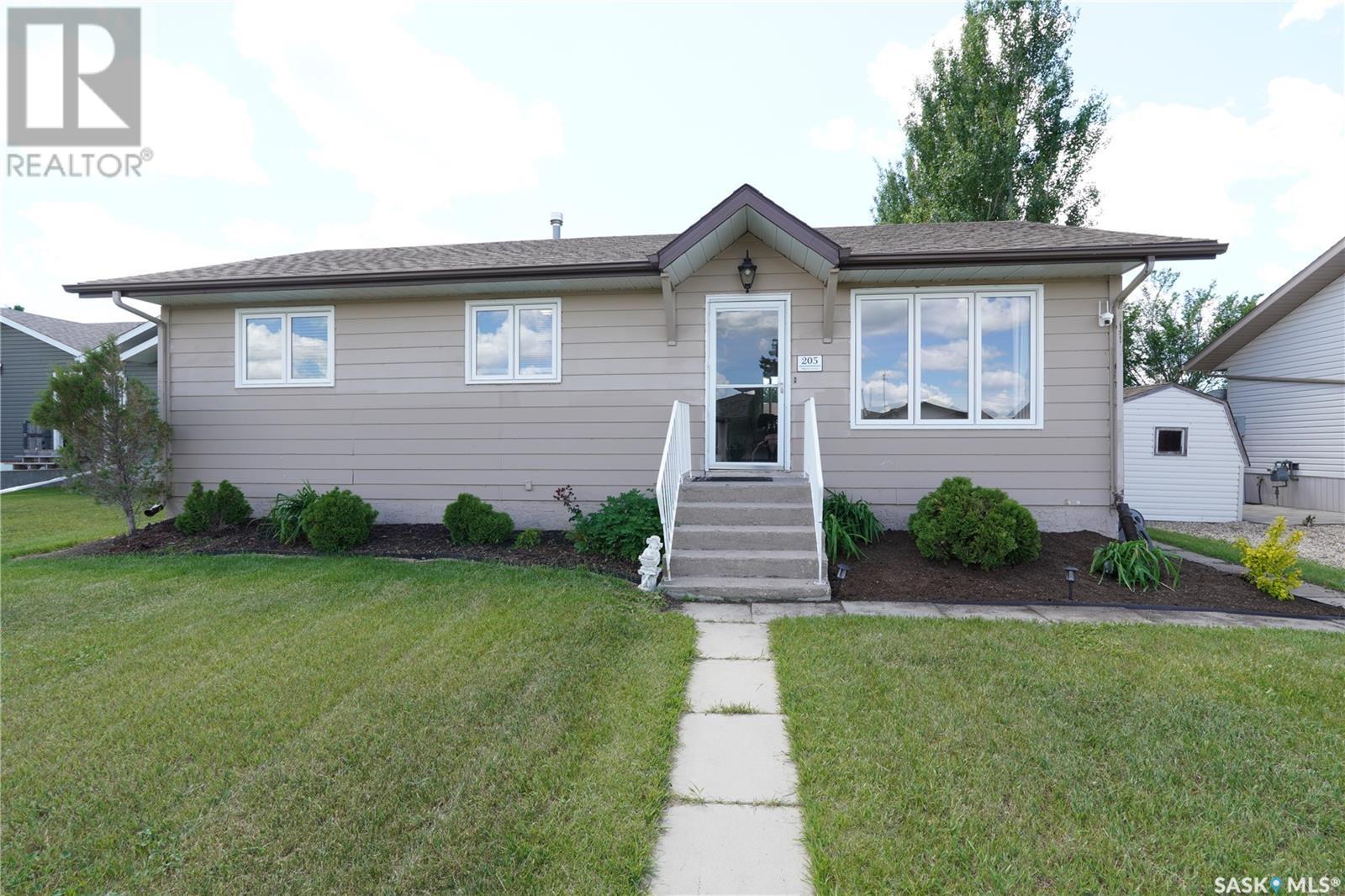 205 Maple Street Property Photo 1