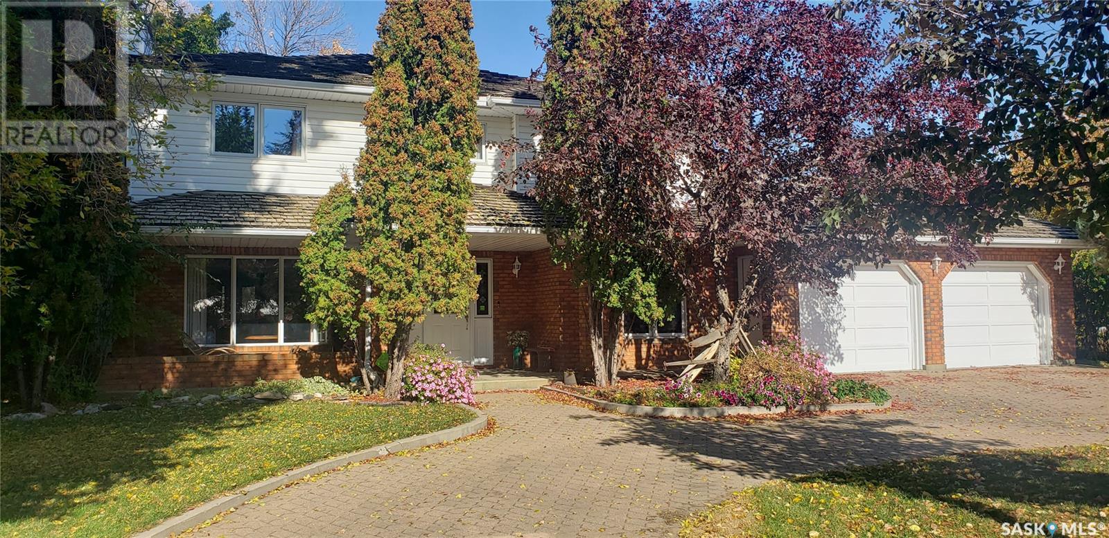 5052 7th Street Property Photo