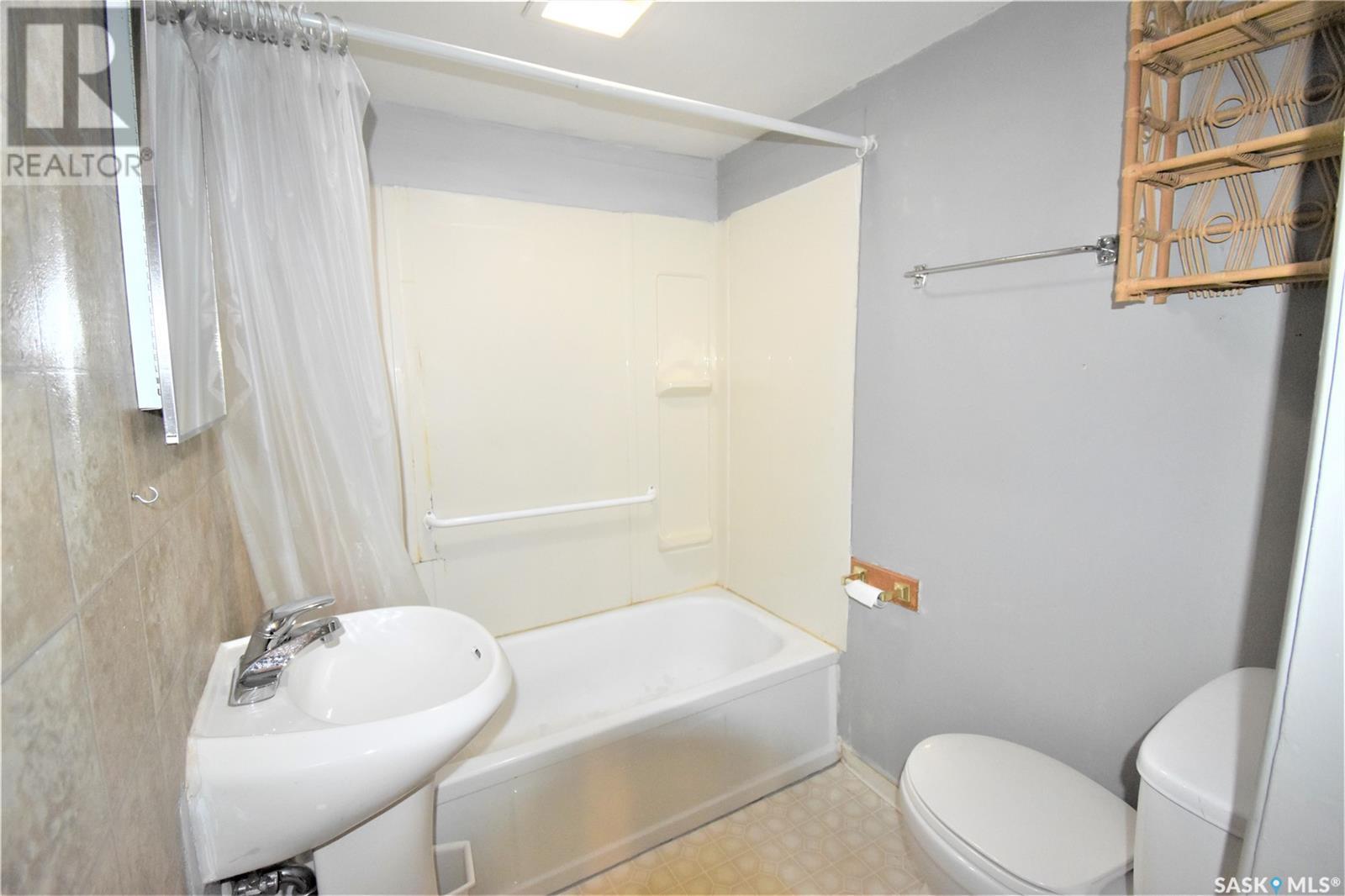 108 Maple Street Property Photo 27