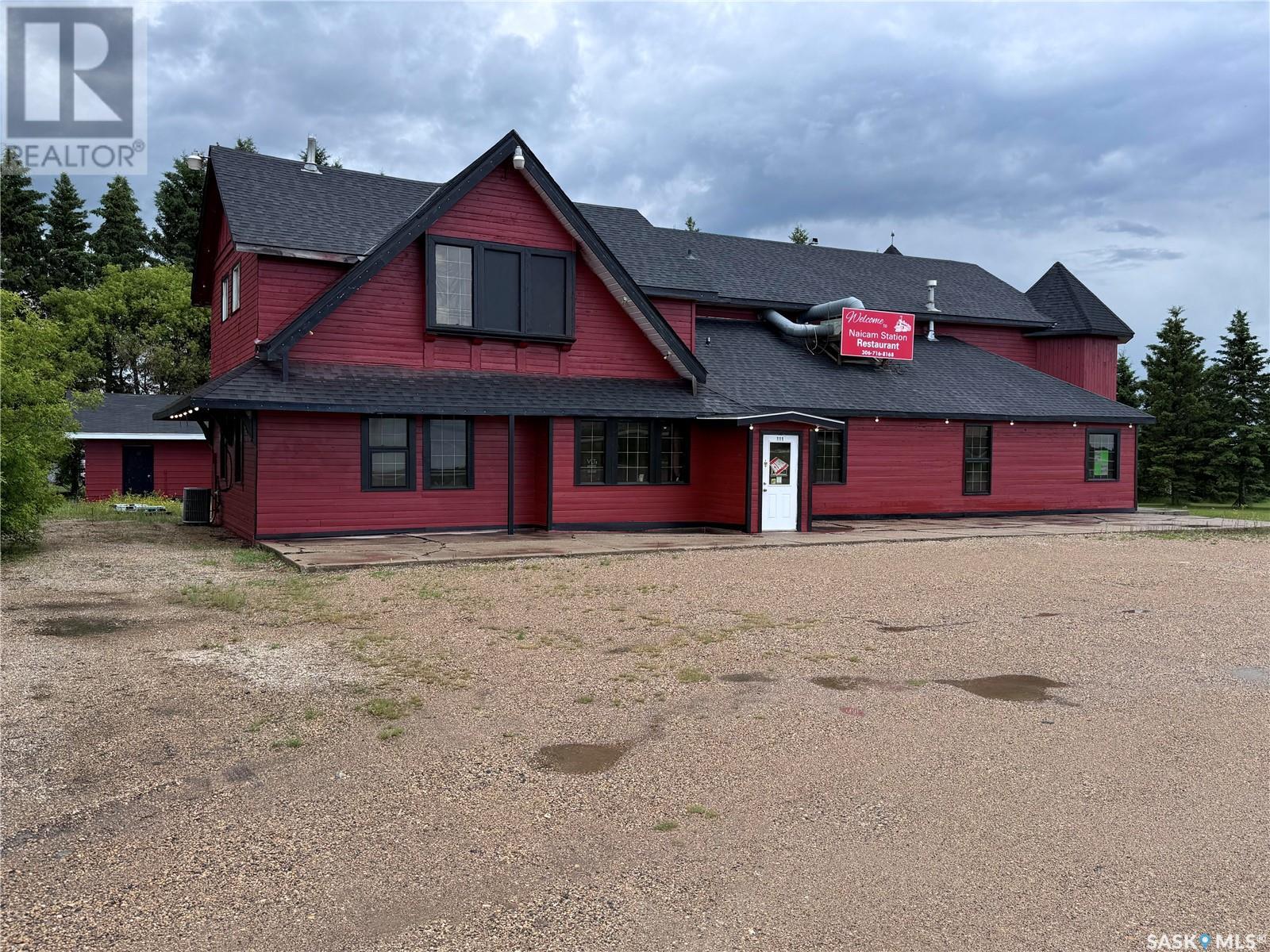 111 5th Avenue S Property Photo 1