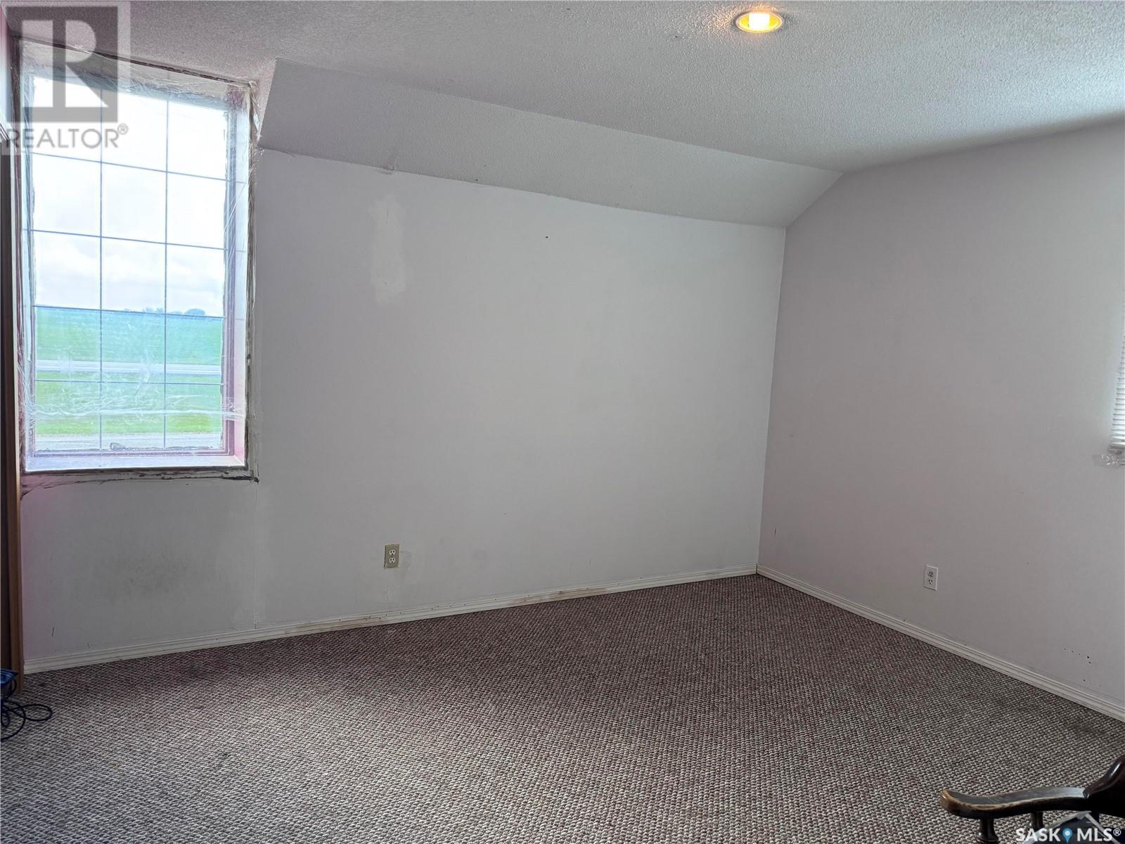 111 5th Avenue S Property Photo 43