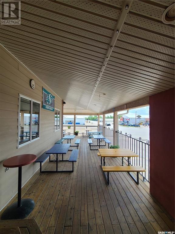 101 Railway Avenue W Property Photo 8