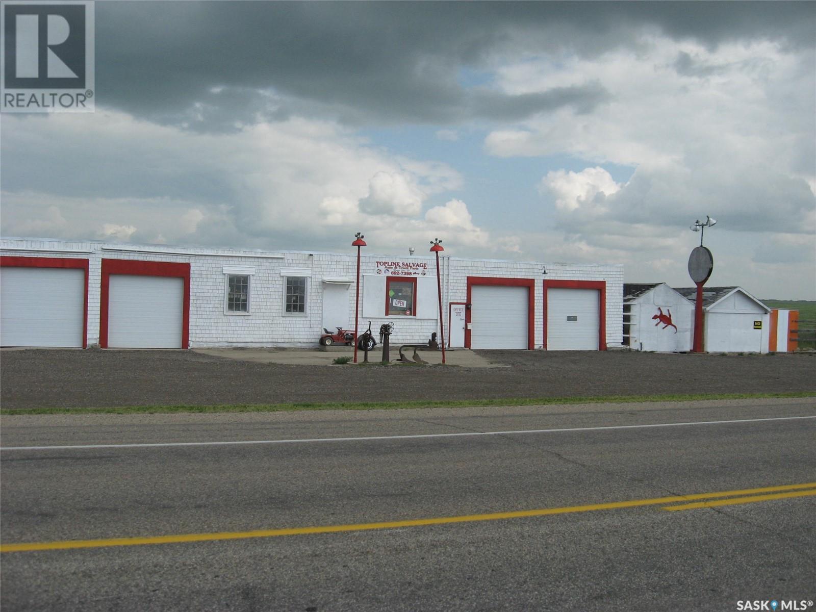 Top Line Salvage Property Photo 6