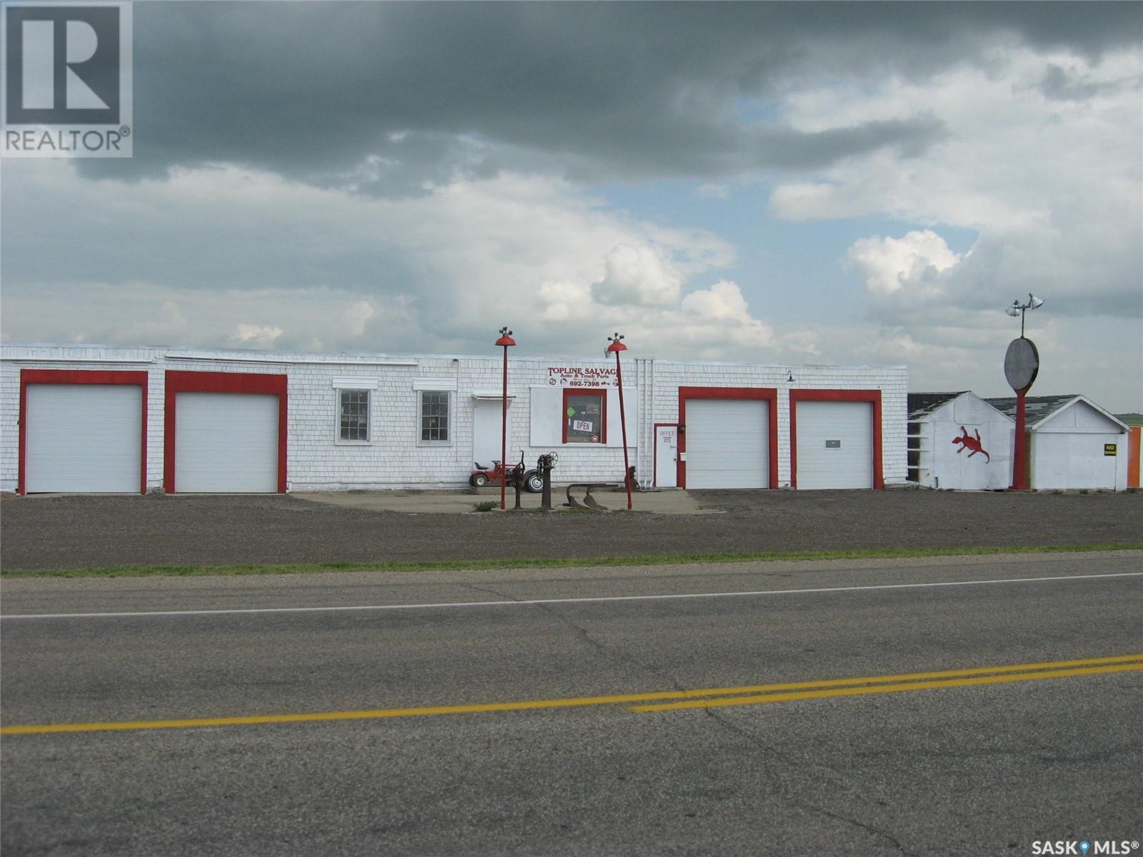 Top Line Salvage Property Photo 7