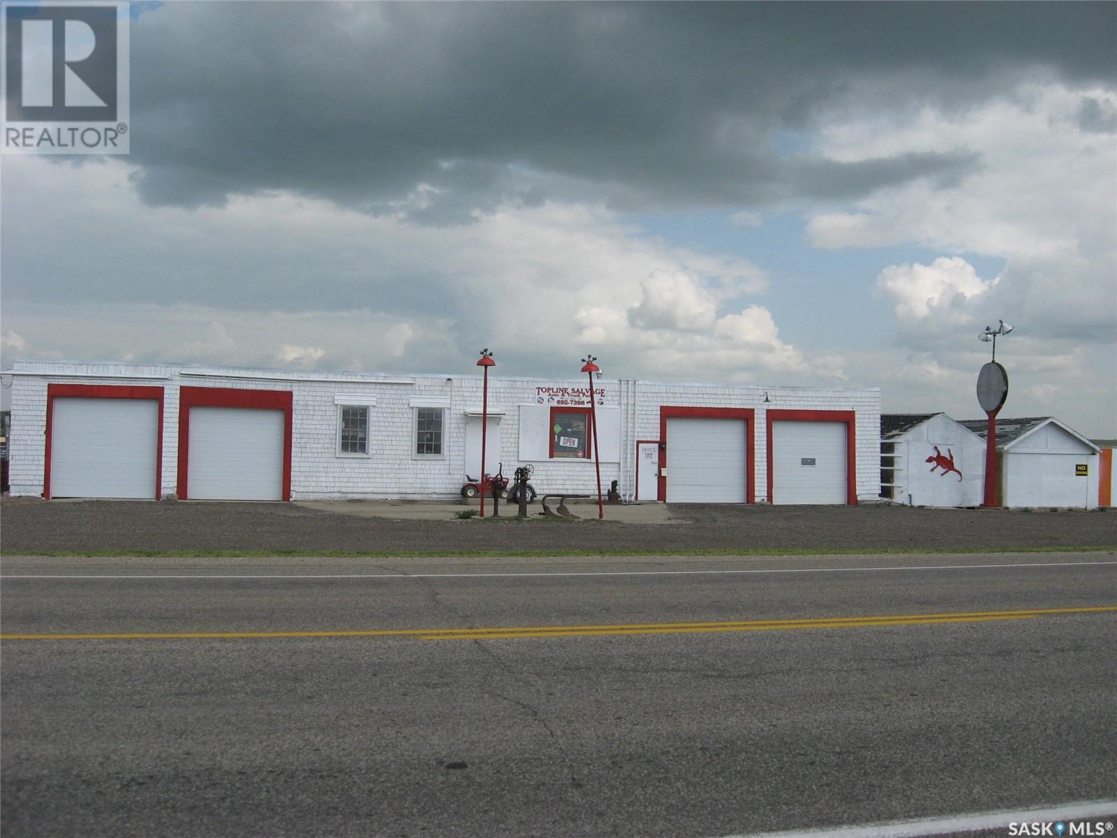 Top Line Salvage Property Photo 8