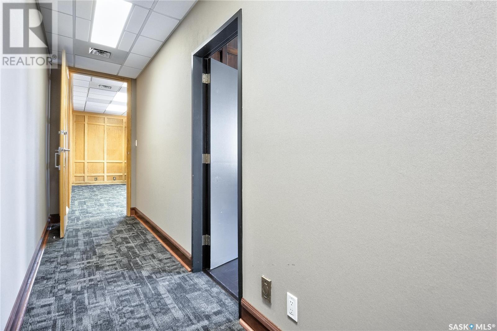 B 1102 1st Avenue W Property Photo 11