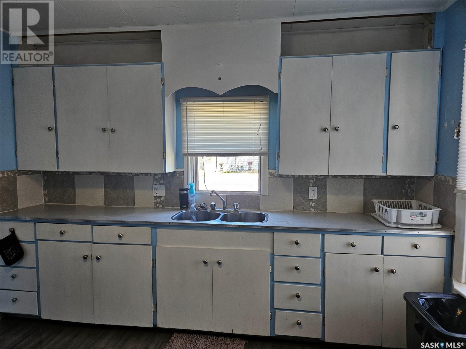 4575 Price Avenue Property Photo 9