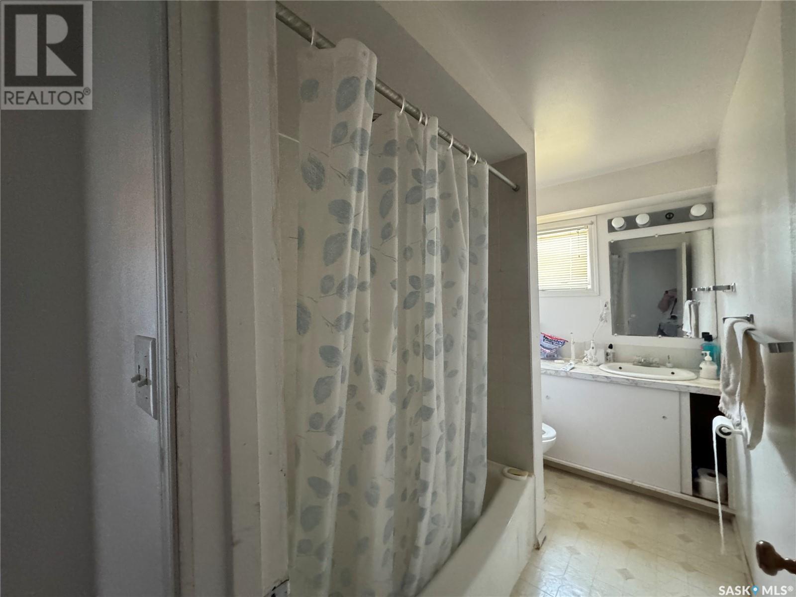 114 Centre Street Property Photo 23