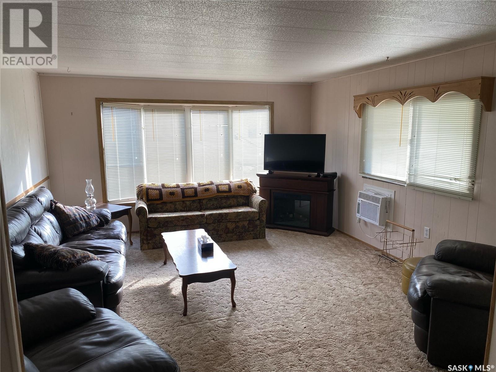 2 Bronco Drive Property Photo 8