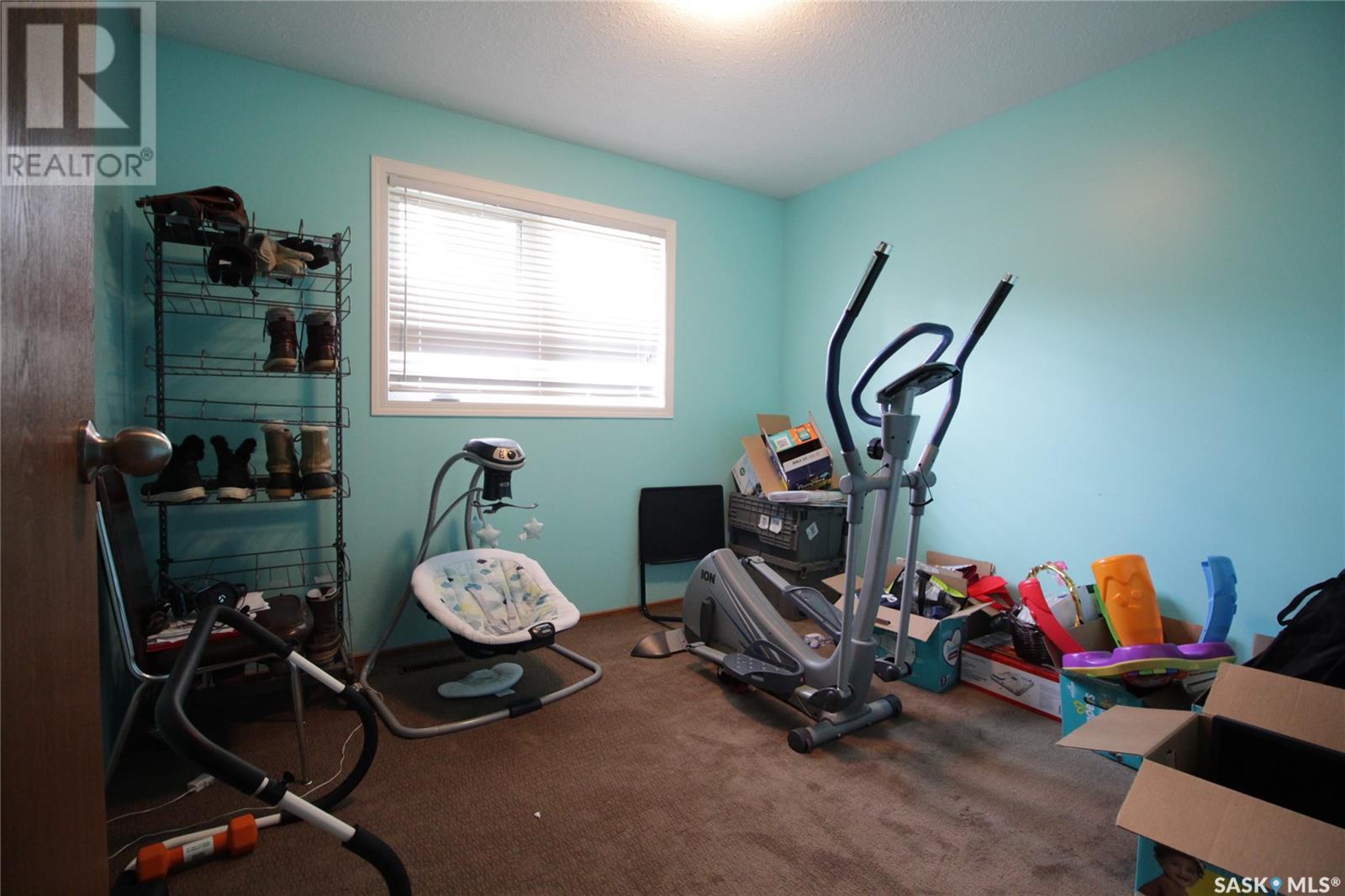 221 4th Avenue Property Photo 9