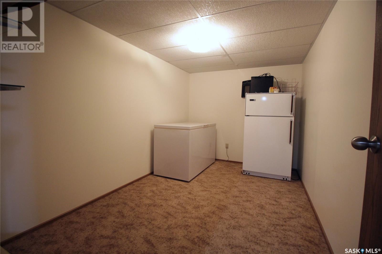 221 4th Avenue Property Photo 21