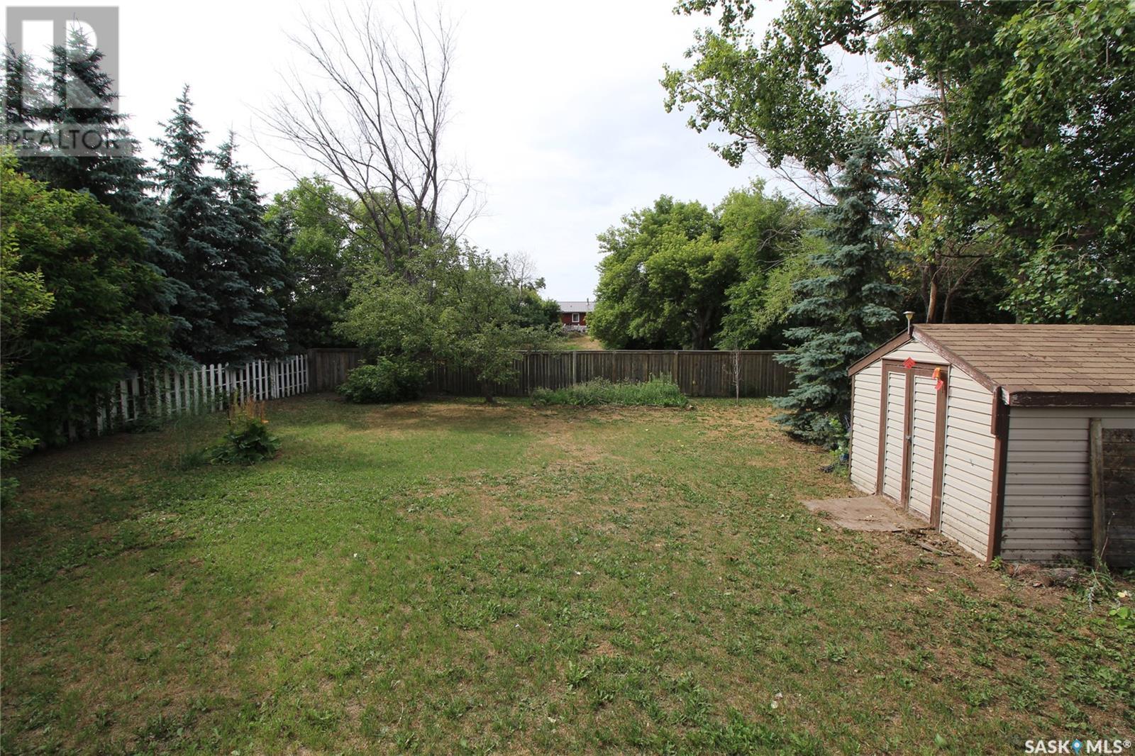 221 4th Avenue Property Photo 29