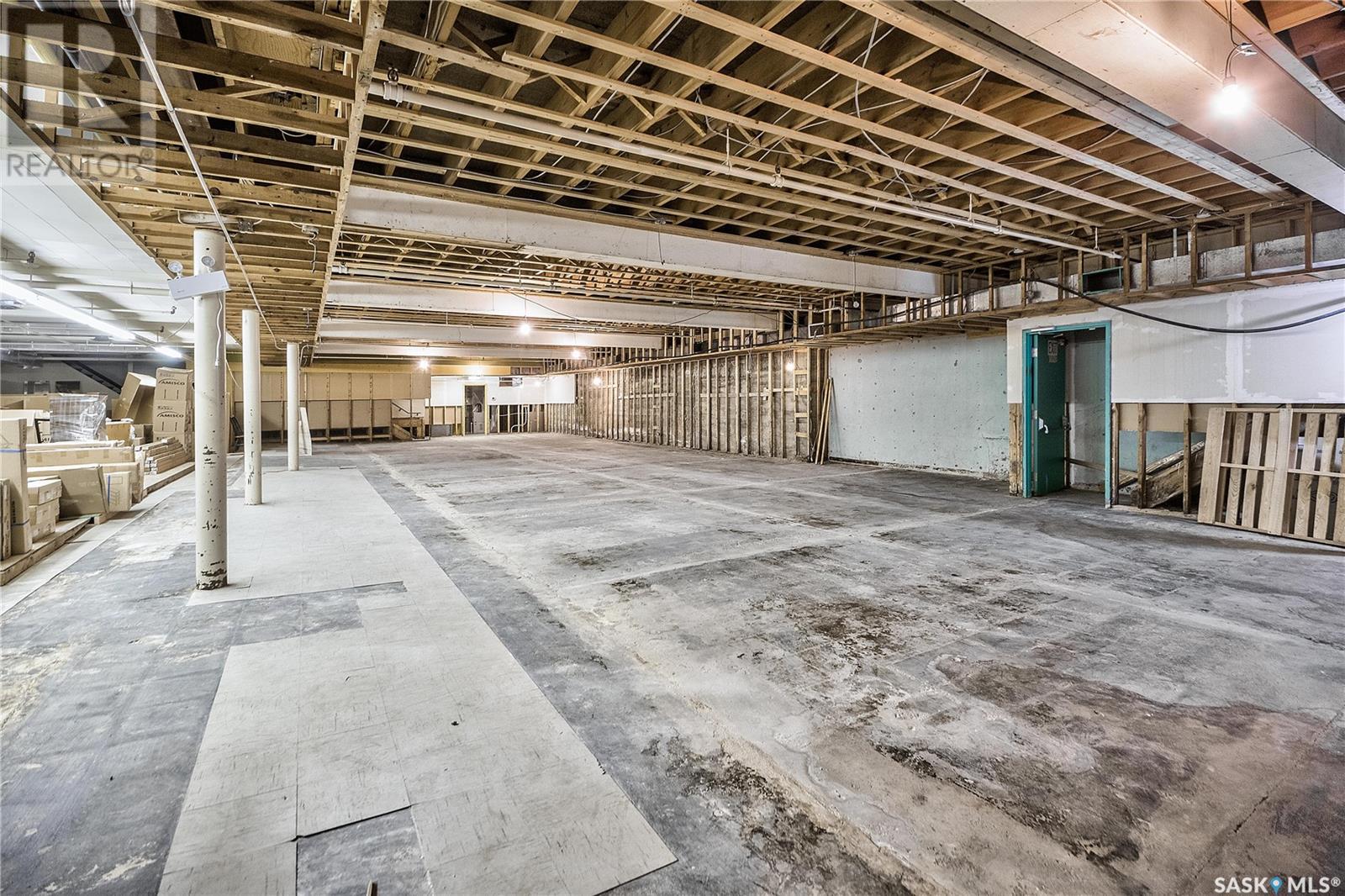 36 13th Street W Property Photo 13