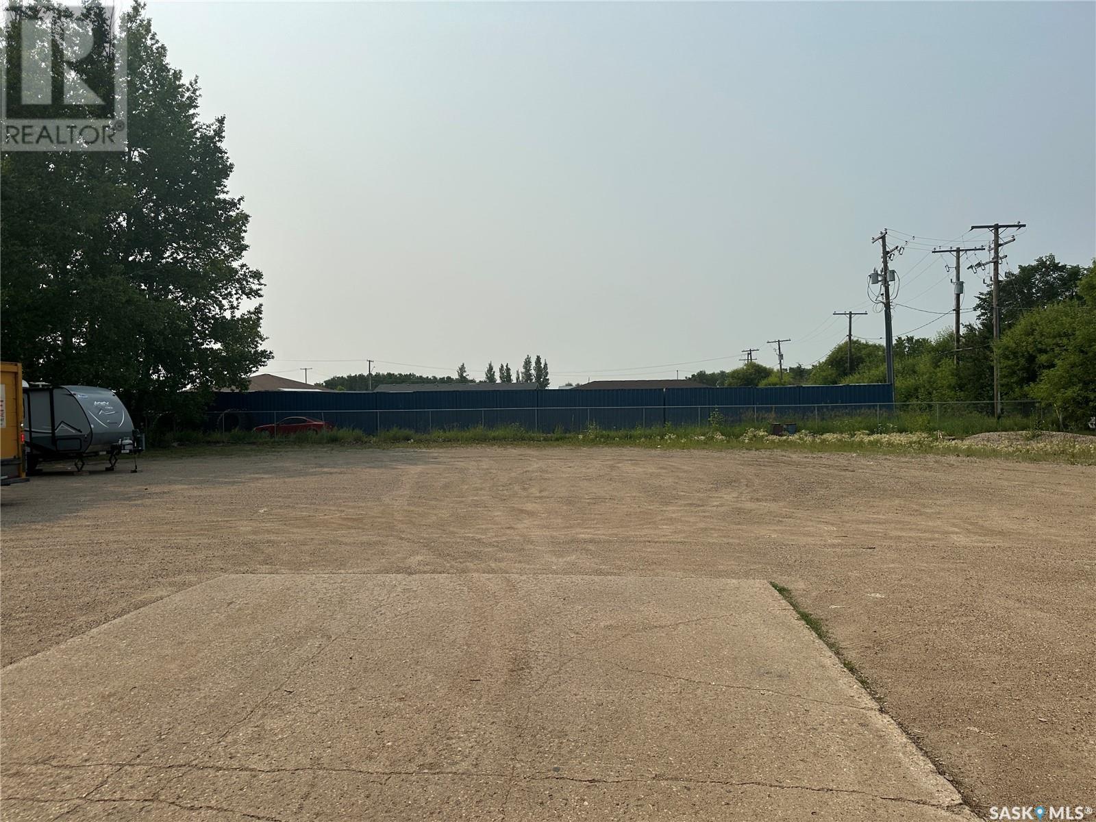 2 464 Broadway Street E Property Photo 10