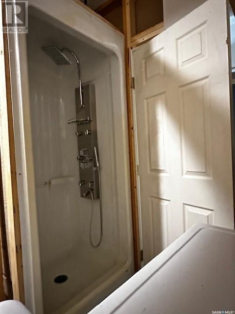262 3rd Avenue W Property Photo 12