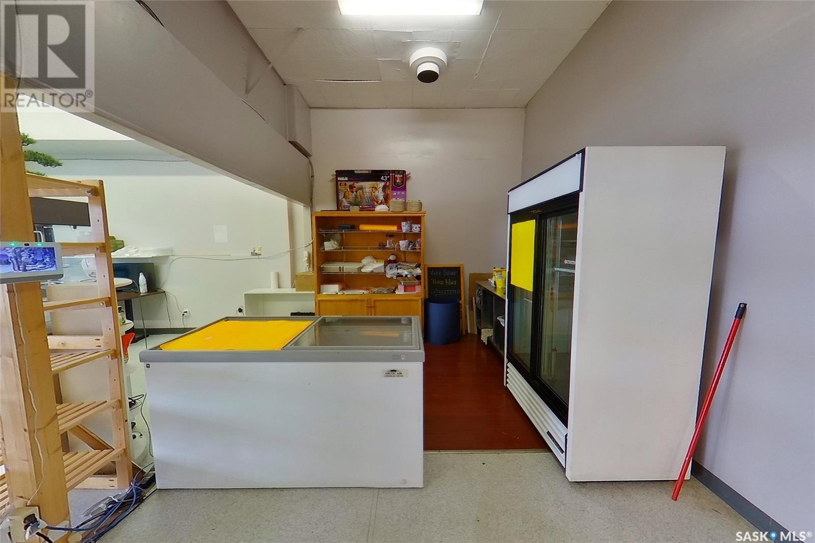 1019 100th Street Property Photo 5