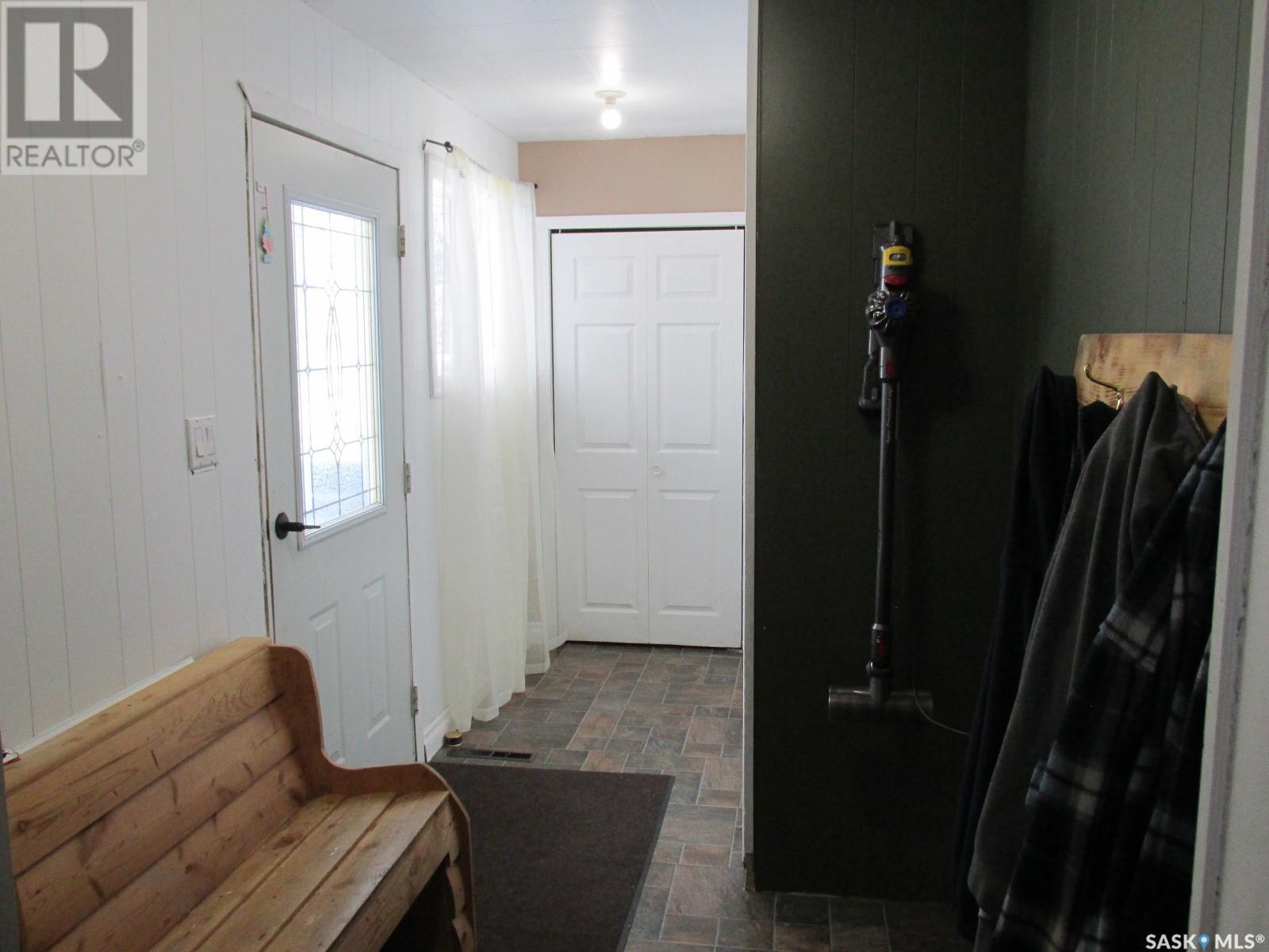 300 5th Street N Property Photo 9