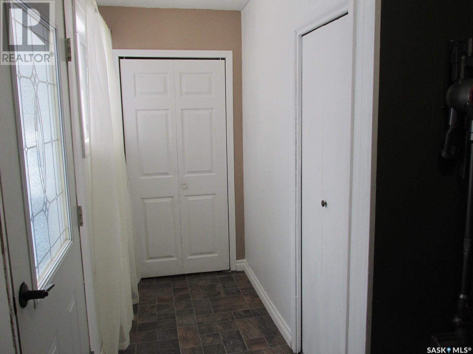 300 5th Street N Property Photo 10