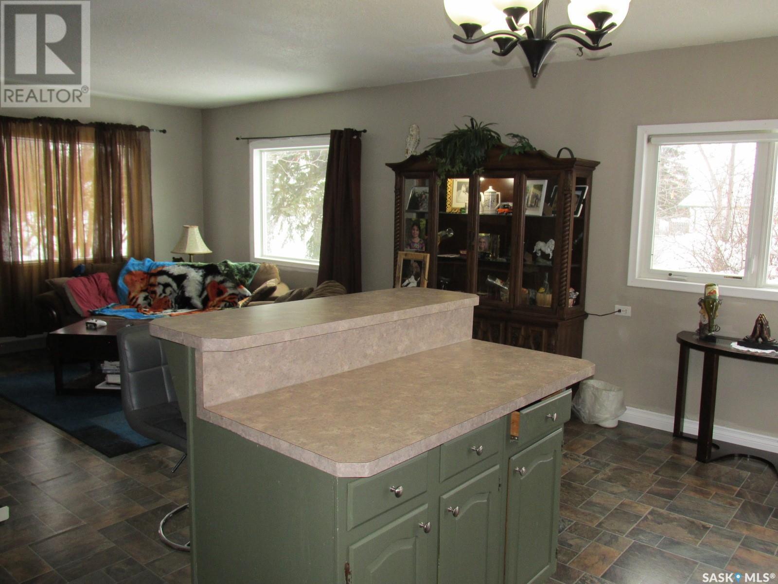 300 5th Street N Property Photo 15