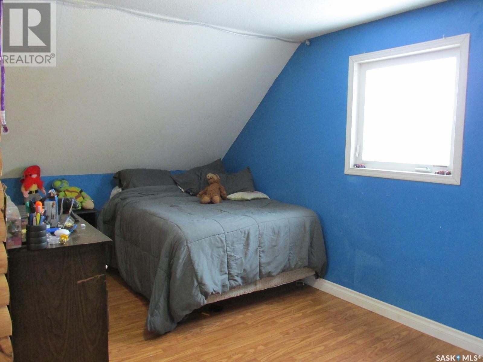 300 5th Street N Property Photo 28