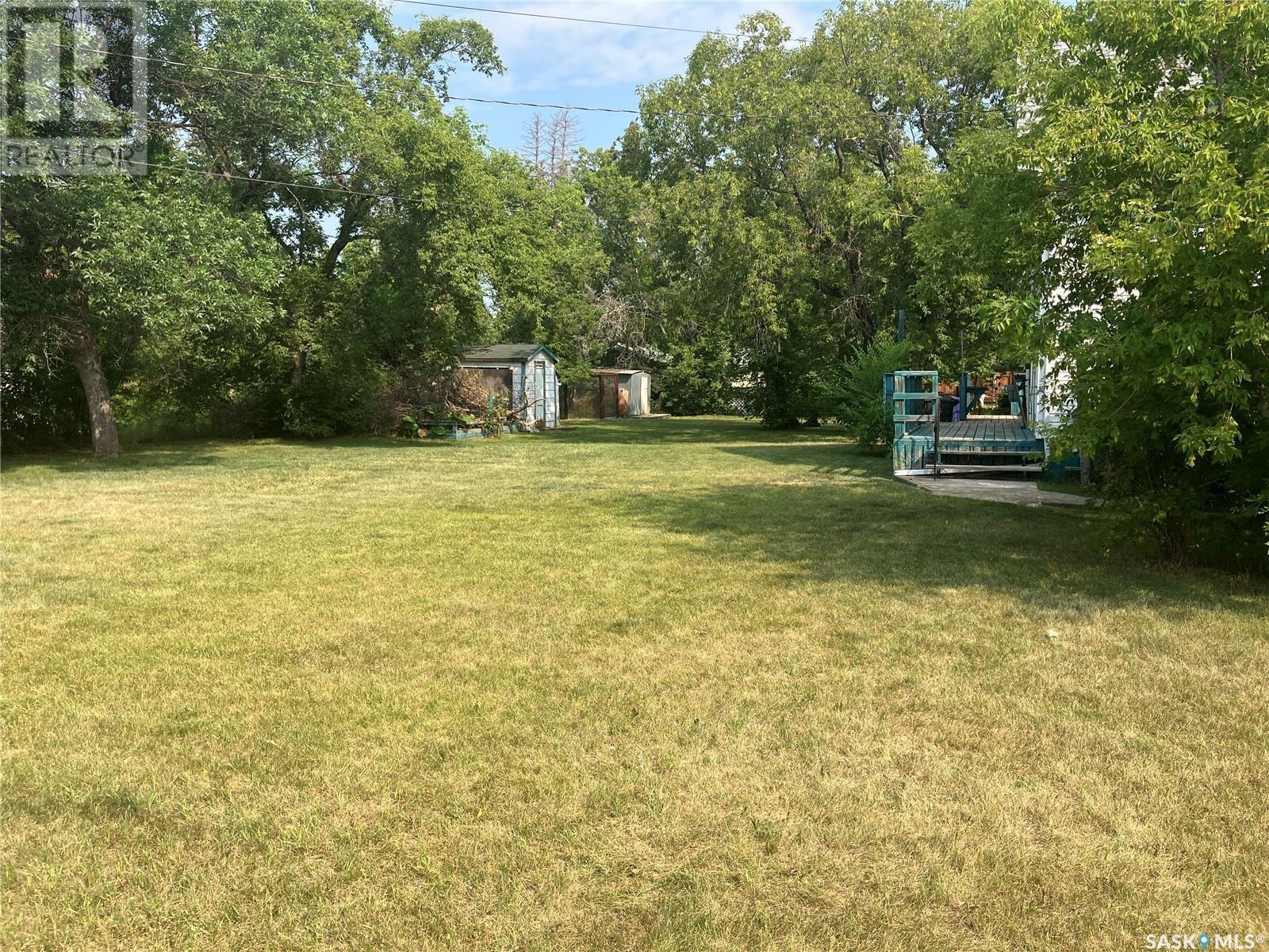 300 5th Street N Property Photo 36