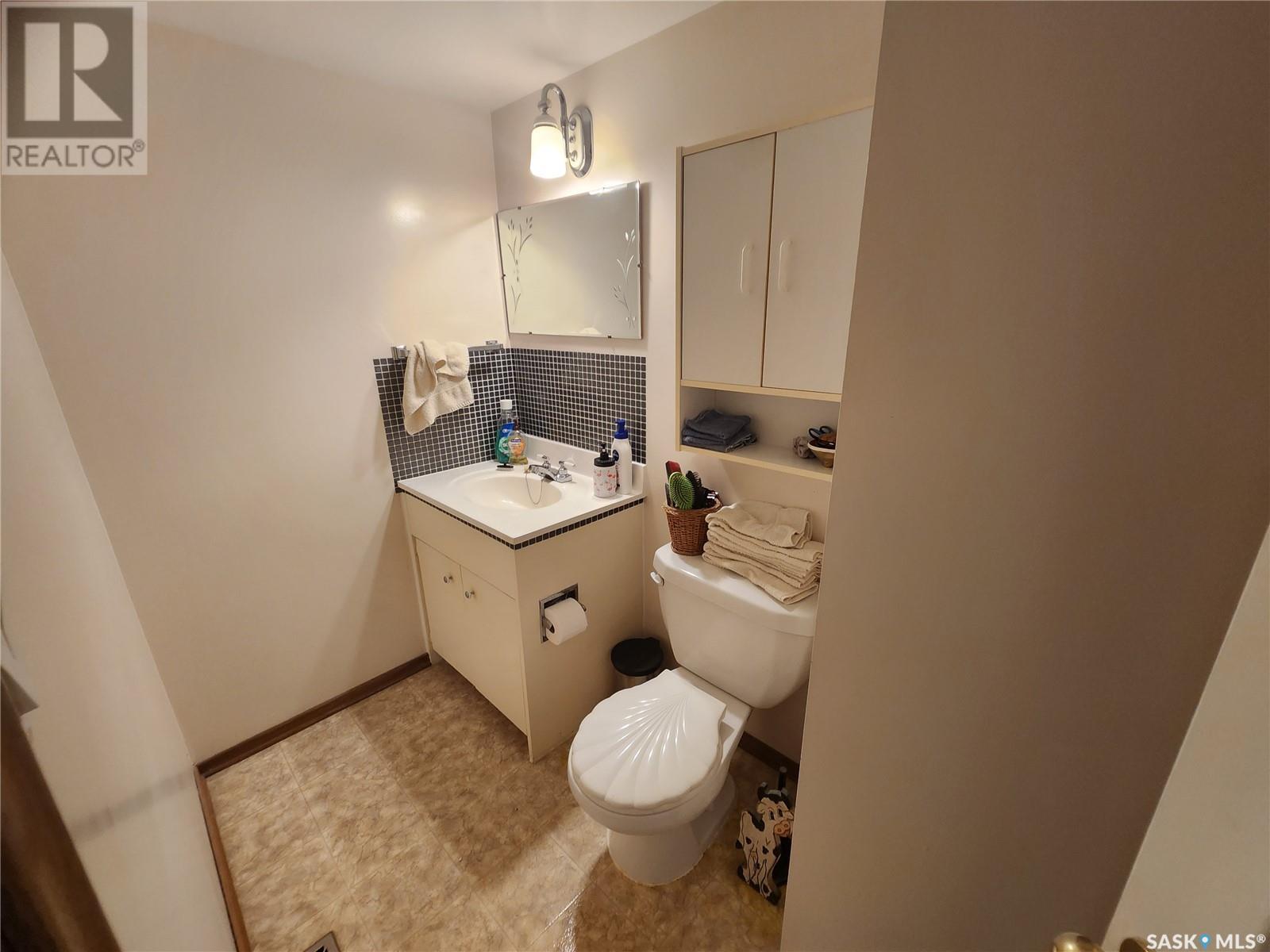 100 Scott Street Property Photo 14