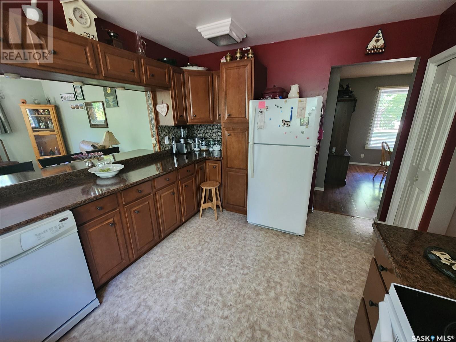 100 Scott Street Property Photo 15