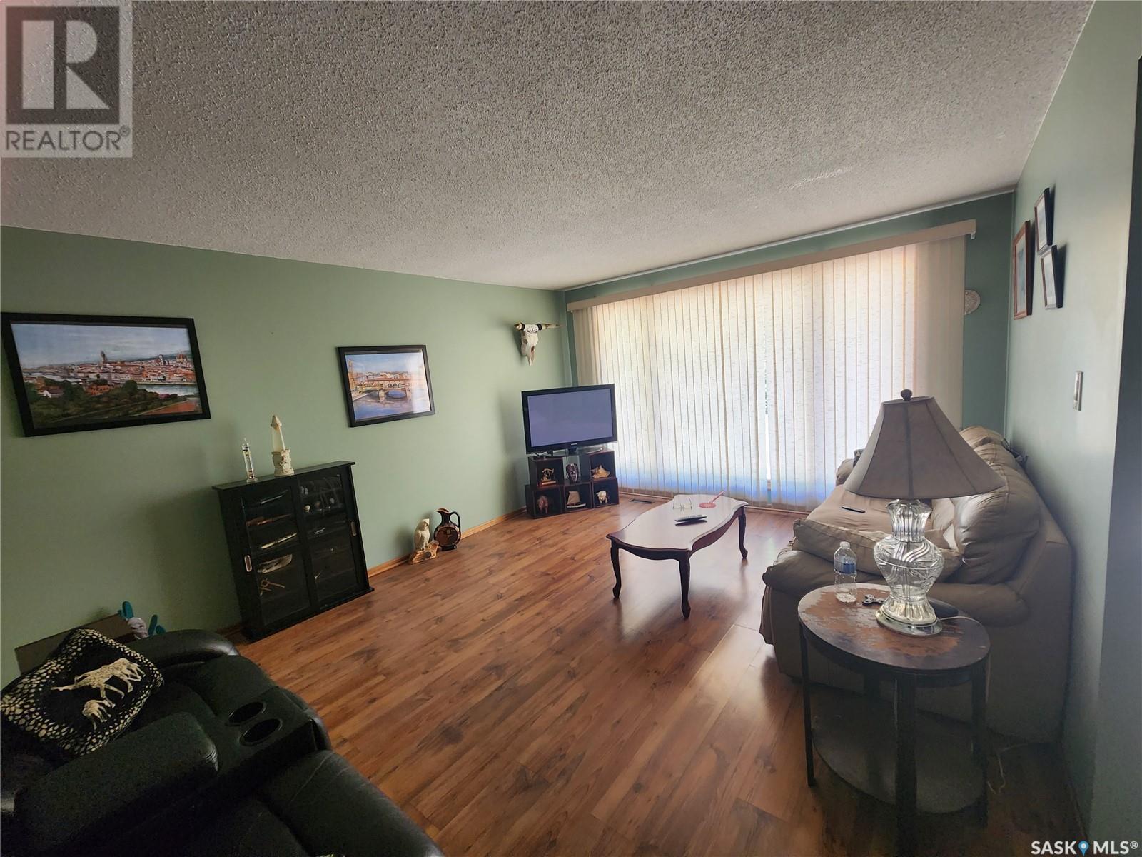 100 Scott Street Property Photo 20