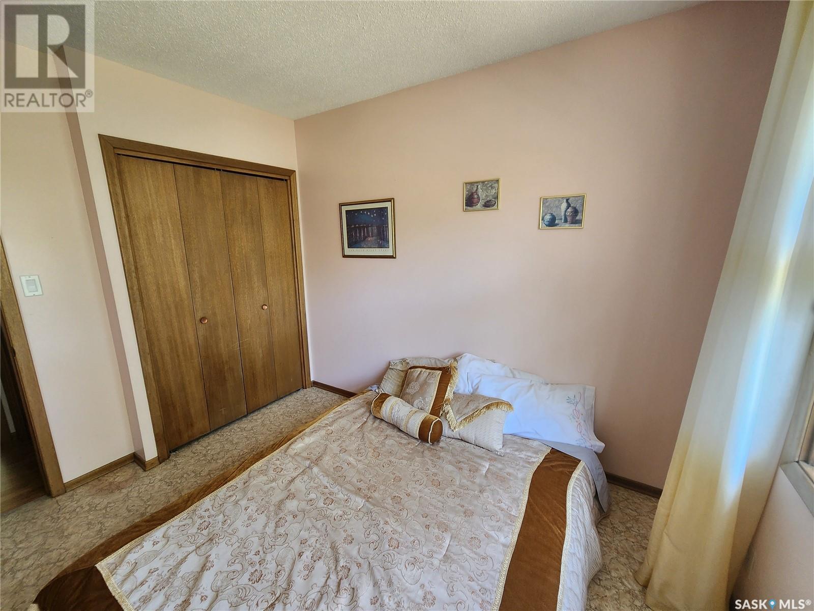 100 Scott Street Property Photo 30
