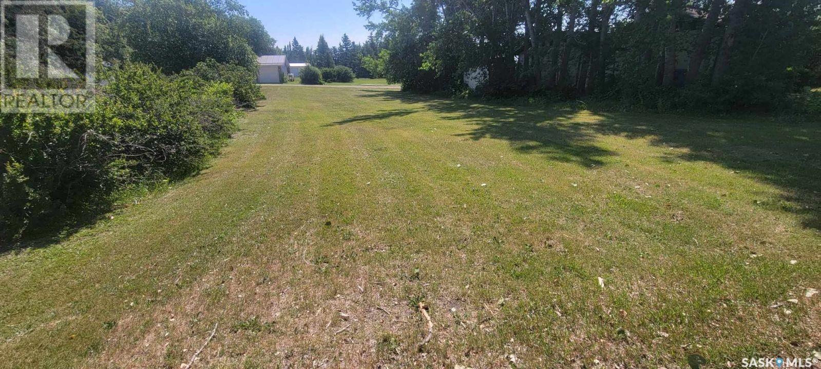 107 Oak Street Property Photo 3