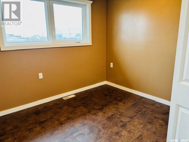 301 3rd Street Property Photo 13