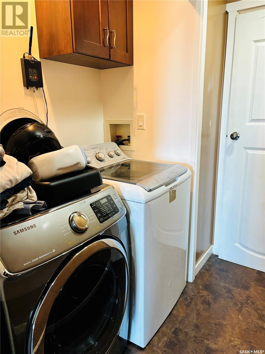 301 3rd Street Property Photo 22