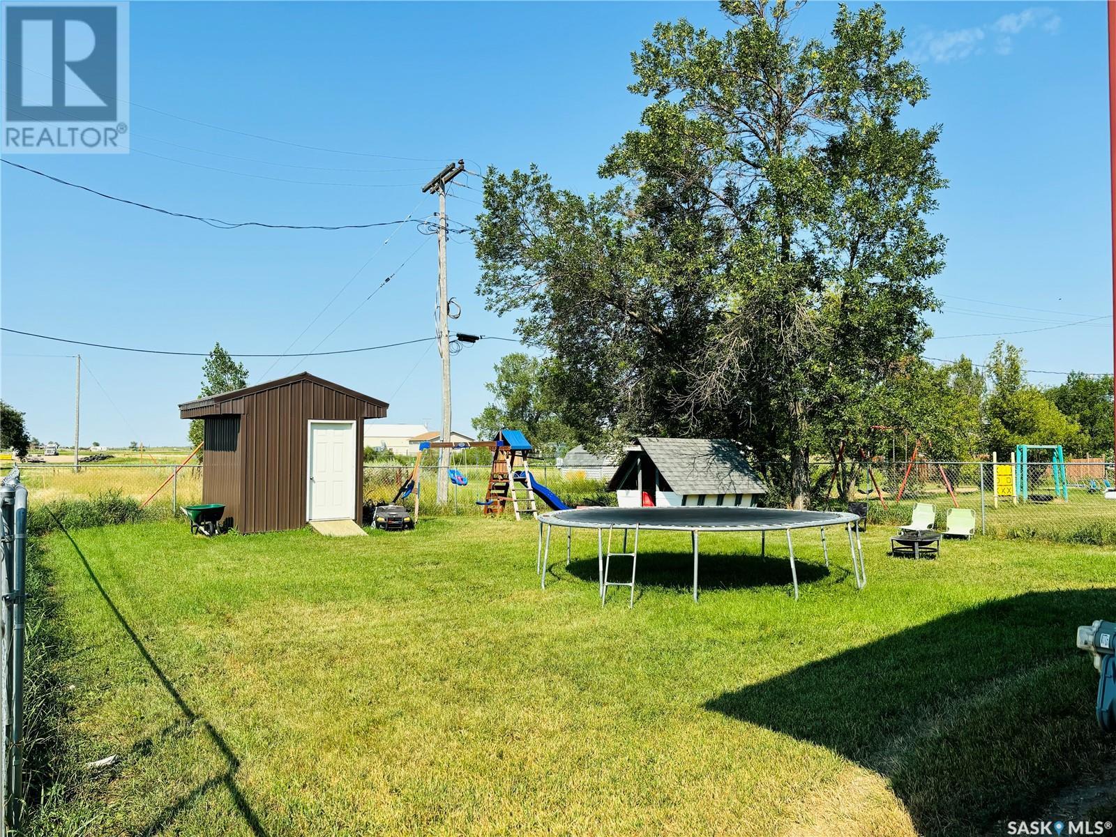 301 3rd Street Property Photo 30