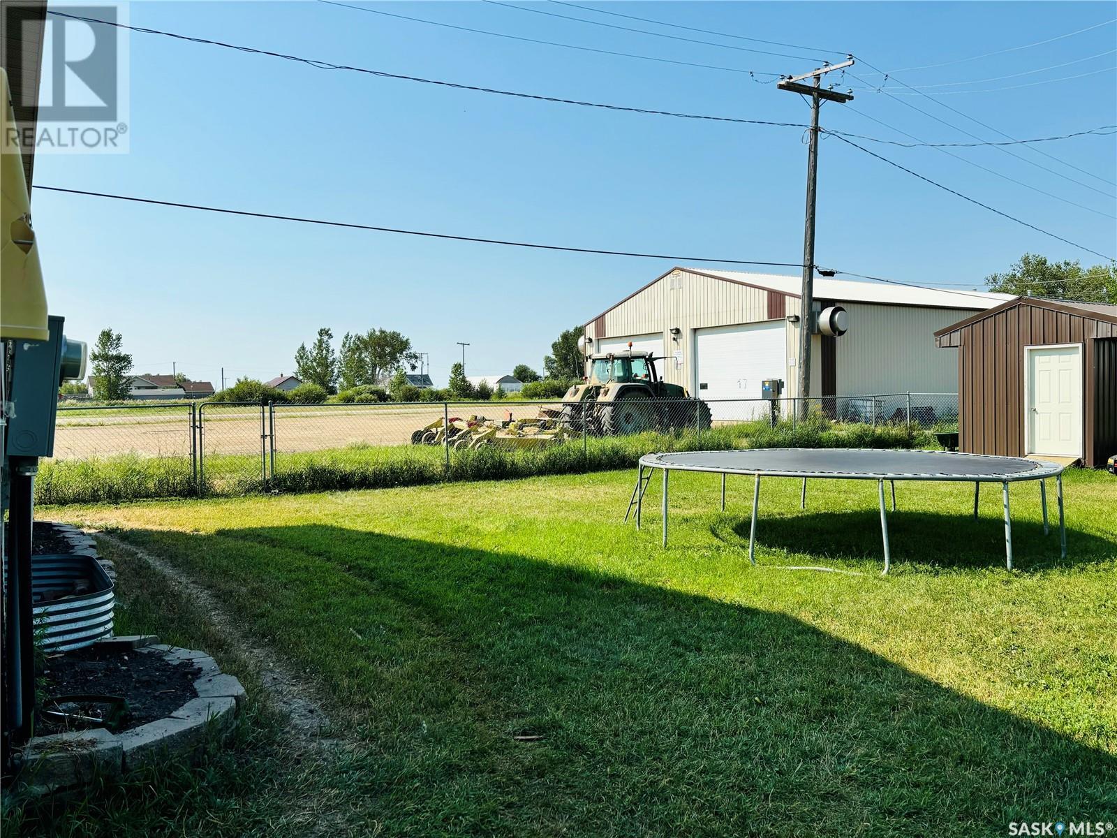 301 3rd Street Property Photo 31