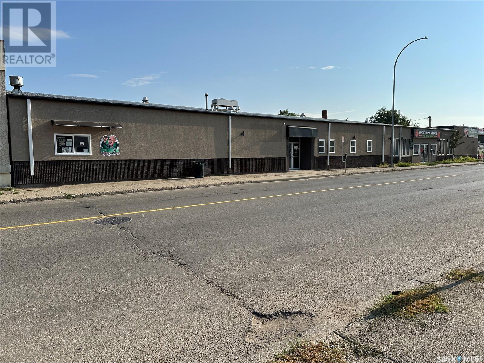50 Caribou Street W Property Photo 2