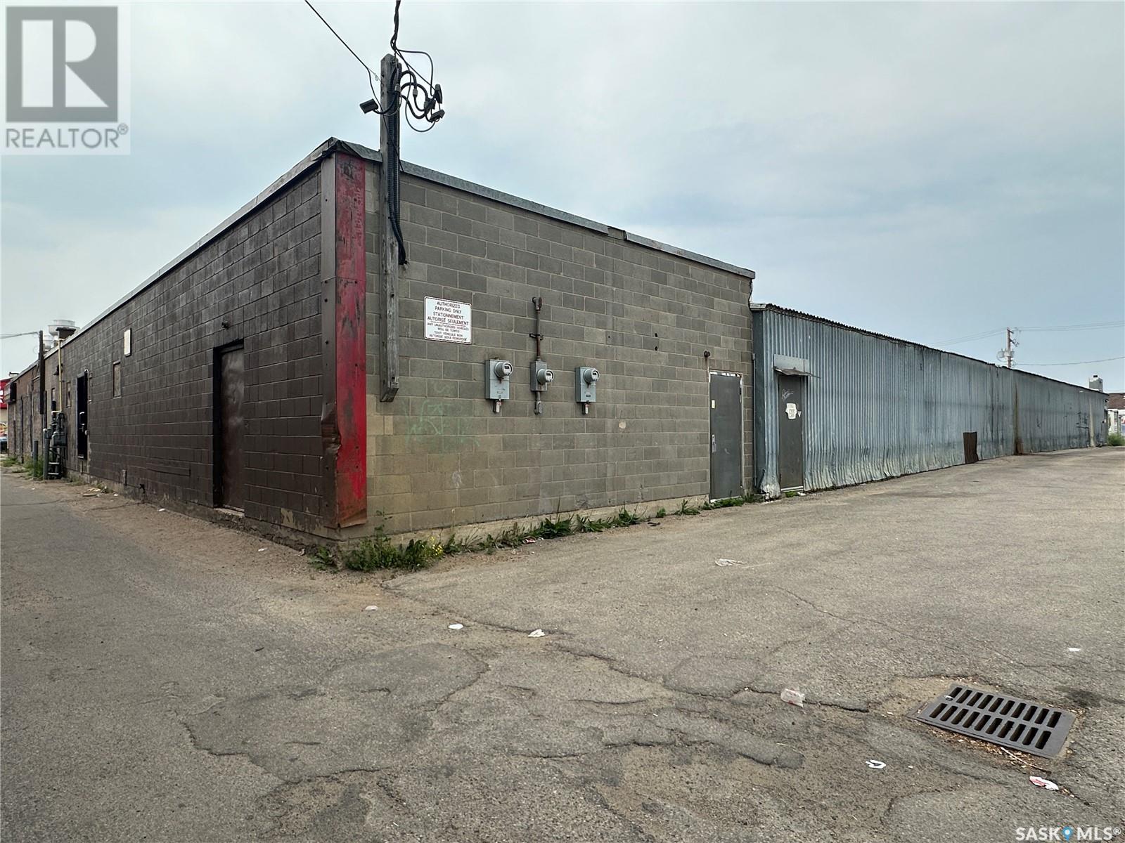 50 Caribou Street W Property Photo 36