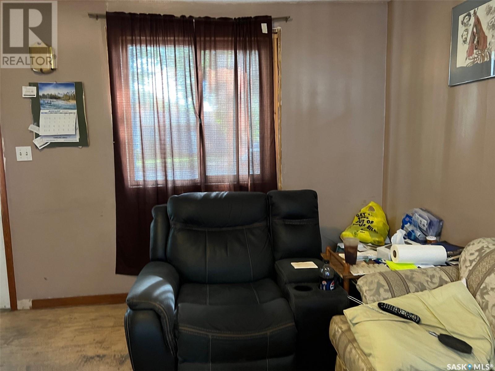 1581 103rd Street Property Photo 2