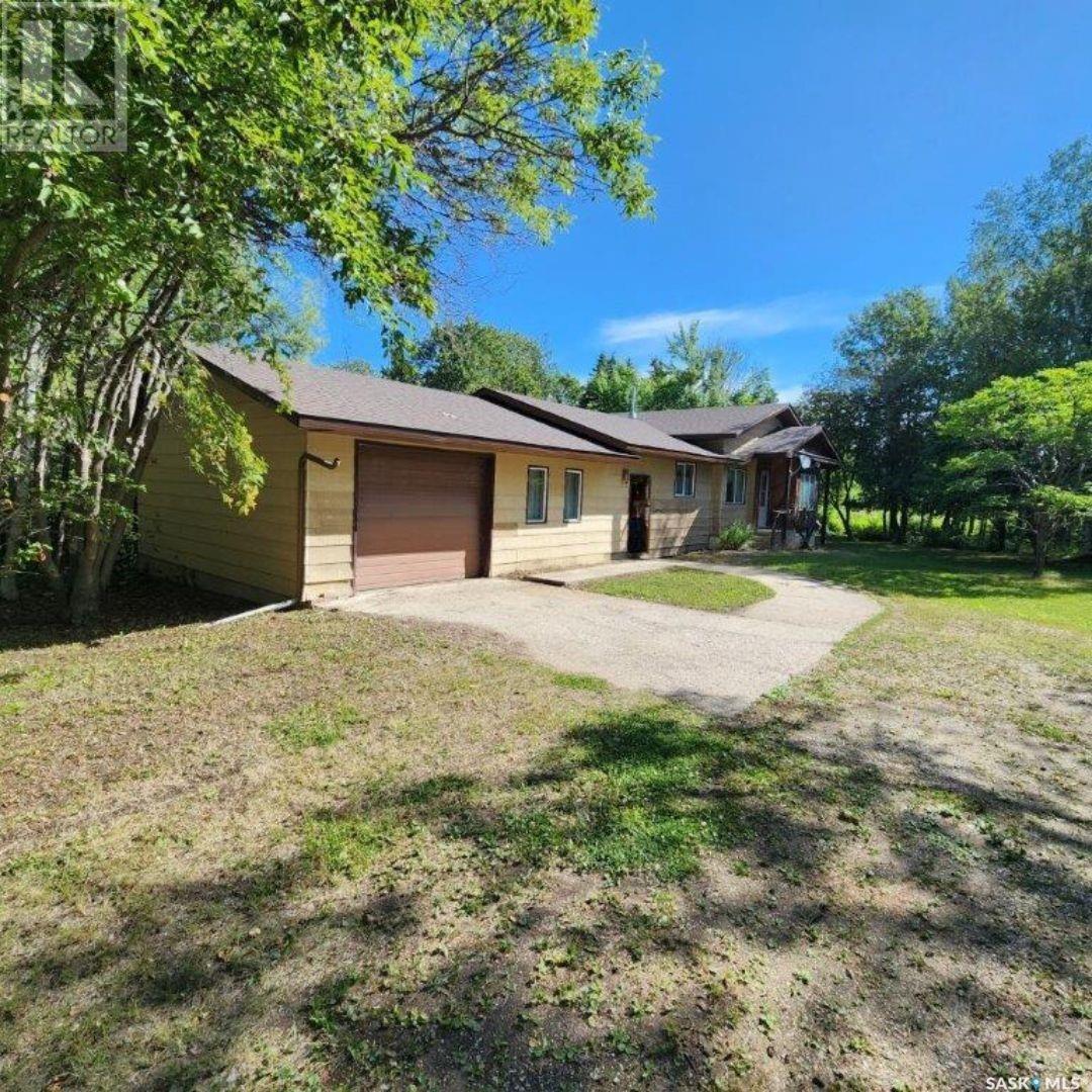 Holinaty Acreage Property Photo 1