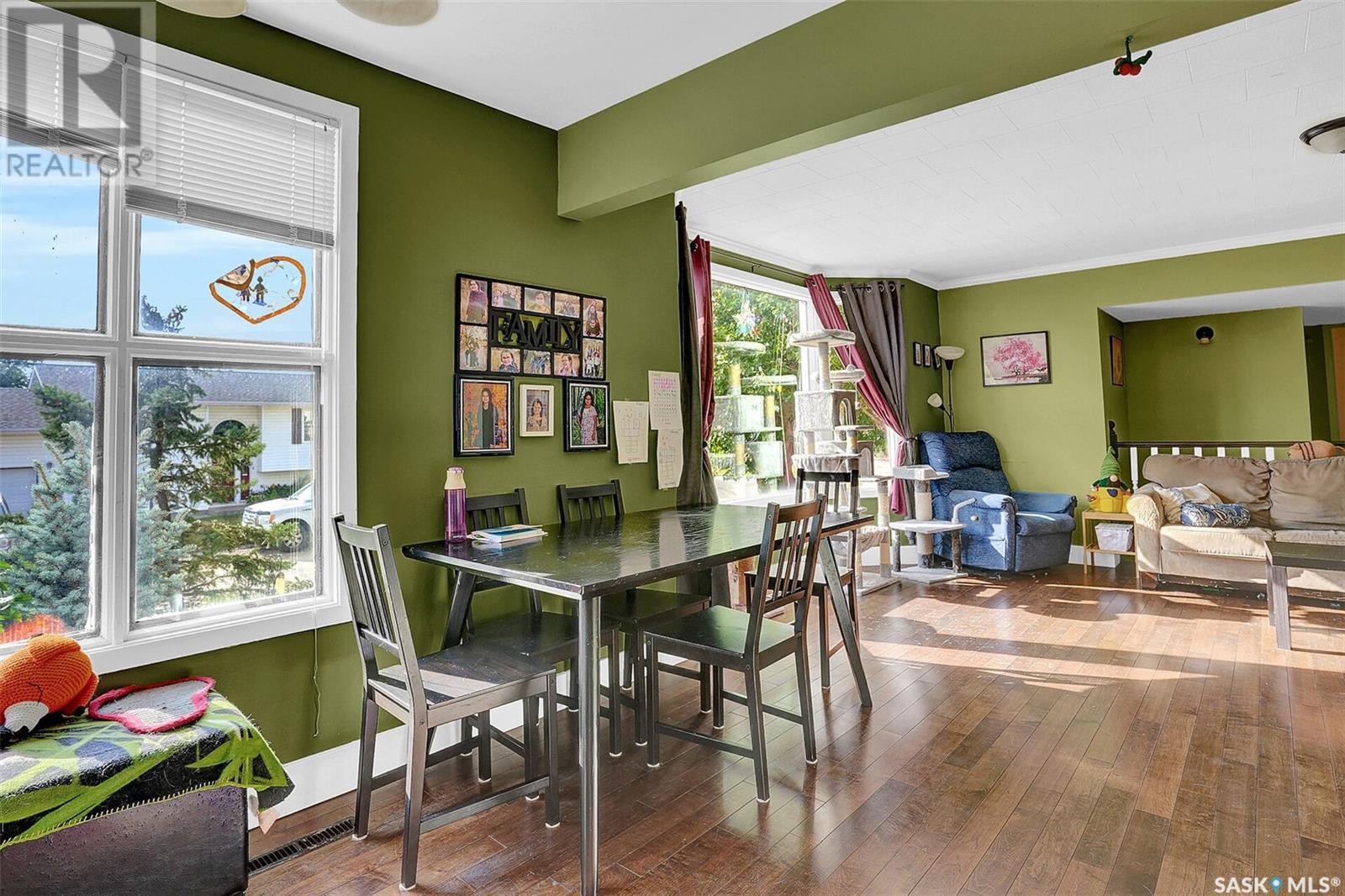 201 5th Avenue Property Photo 9