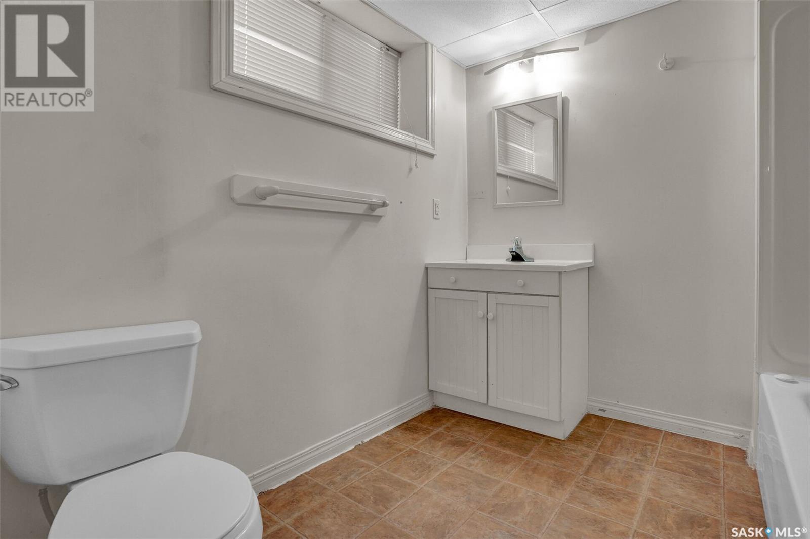 201 5th Avenue Property Photo 16