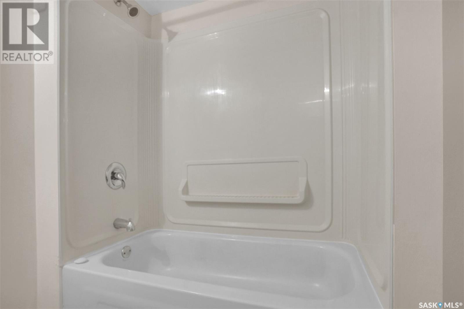 201 5th Avenue Property Photo 17