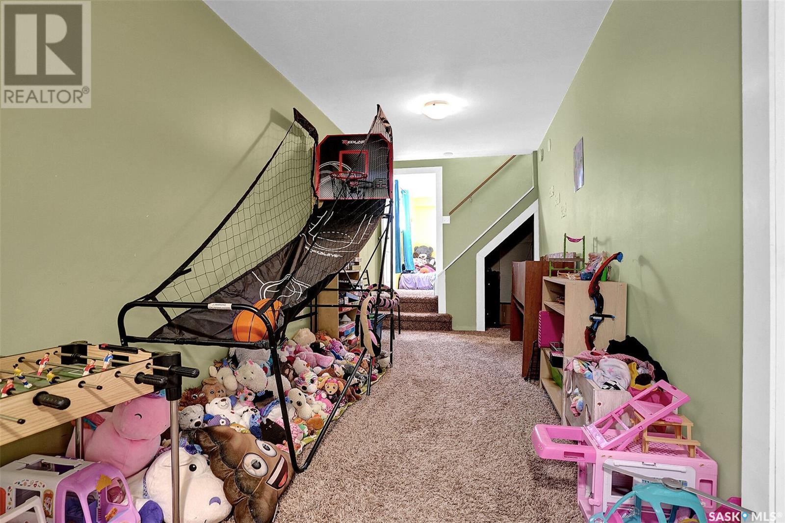 201 5th Avenue Property Photo 31