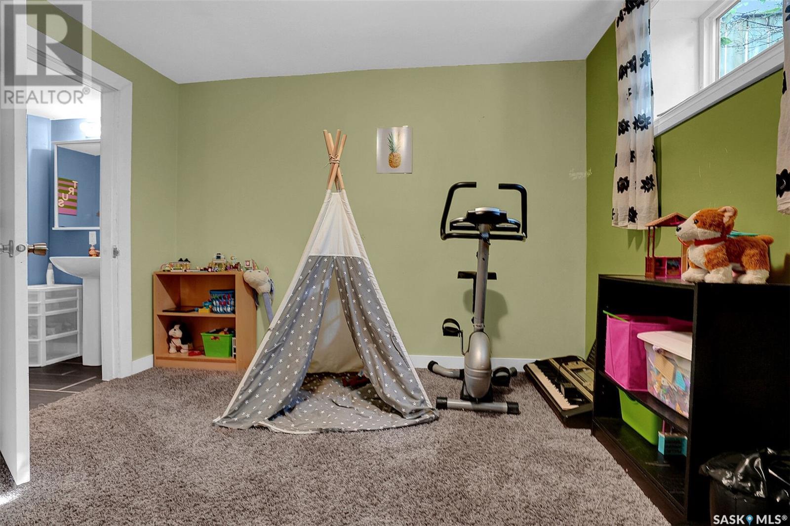 201 5th Avenue Property Photo 32